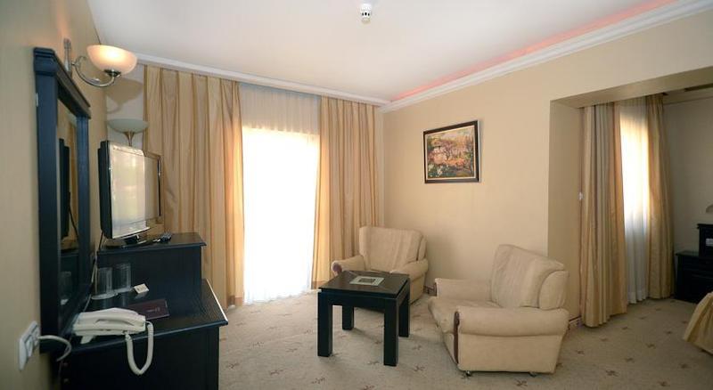 Interhotel Veliko Tarnovo Luaran gambar
